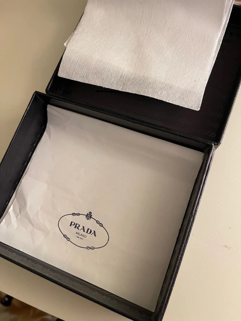 Prada Wallet Saffiano Learher - Picture 7 of 9